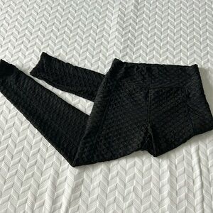 Black exercise leggings